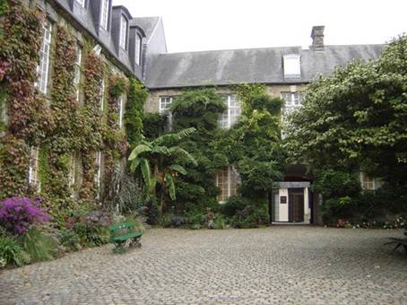 coutances_01w.jpg