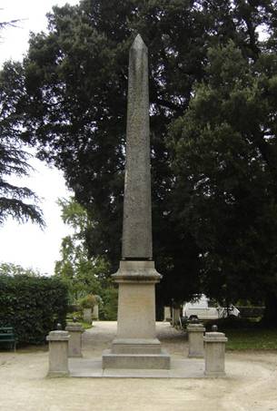 coutances_03w.jpg
